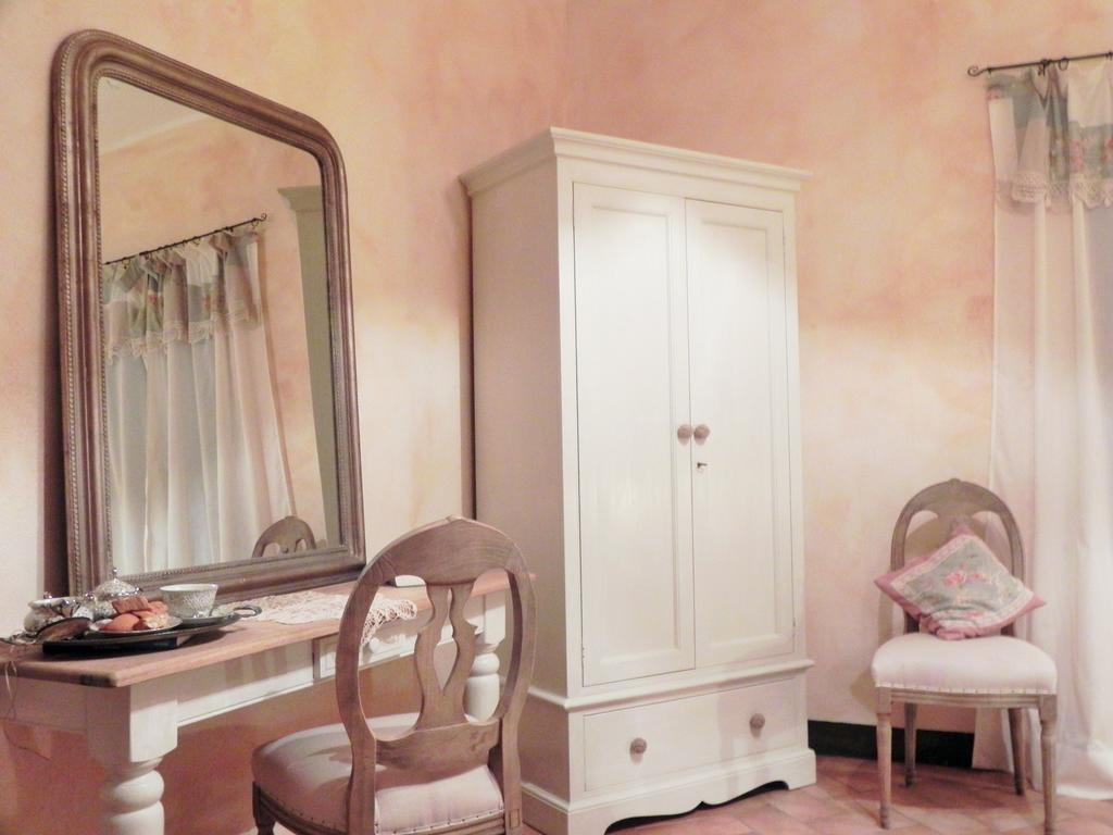 Agriturismo Sugheretello Semproniano Стая снимка