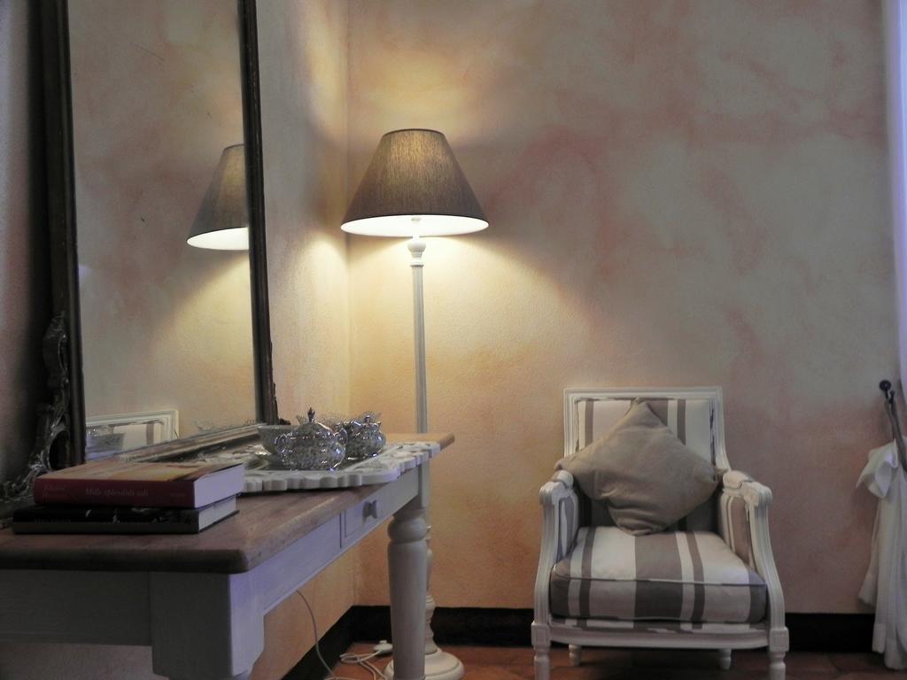 Agriturismo Sugheretello Semproniano Стая снимка